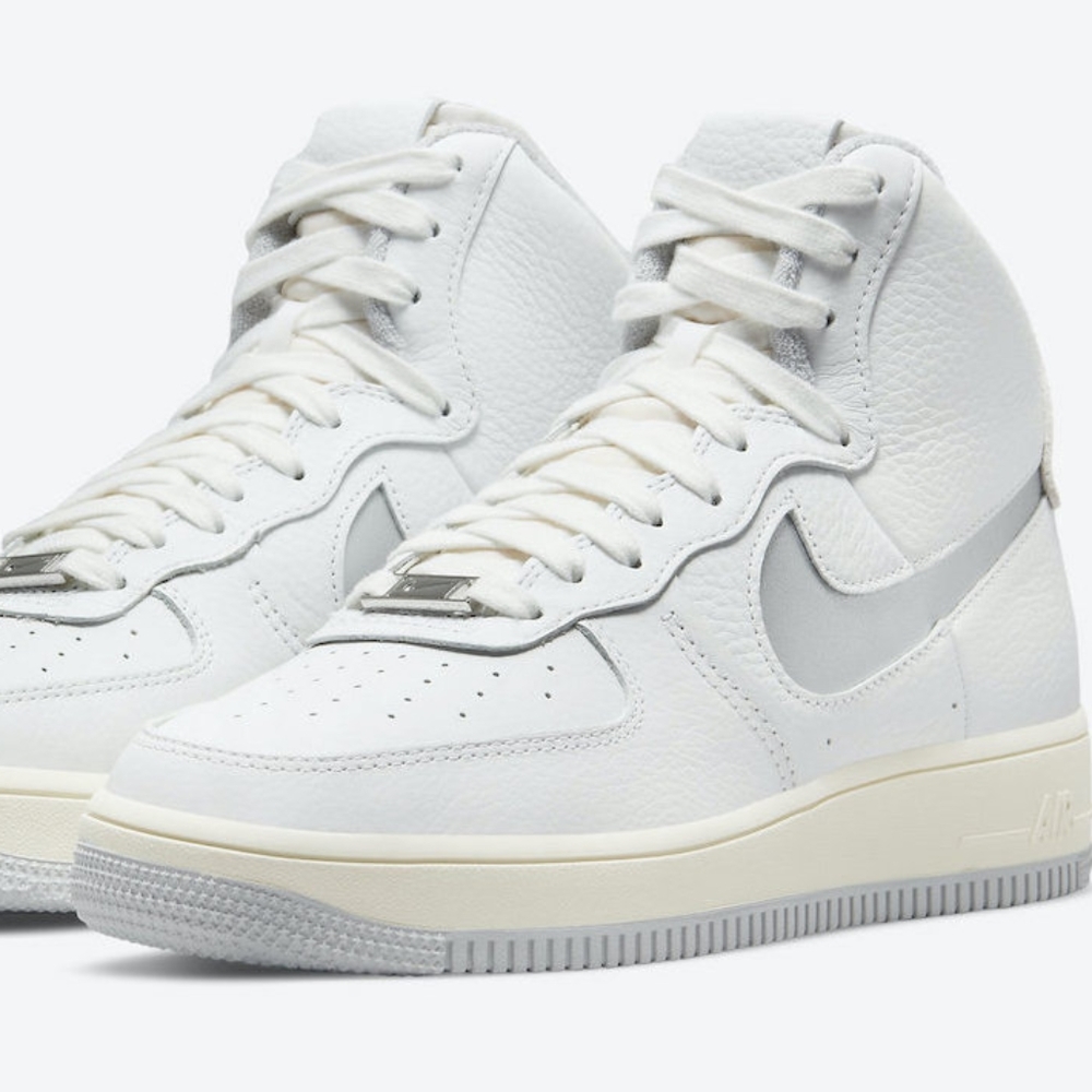 🚫SOLD🚫NIike Air Force 1 Sculpt Silver AF1